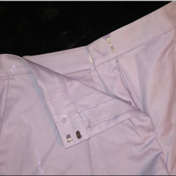 Shorts - Picture 2 of 3